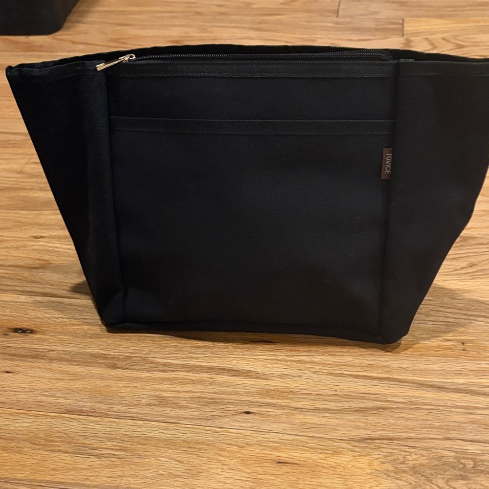 Tovice Black bag insert